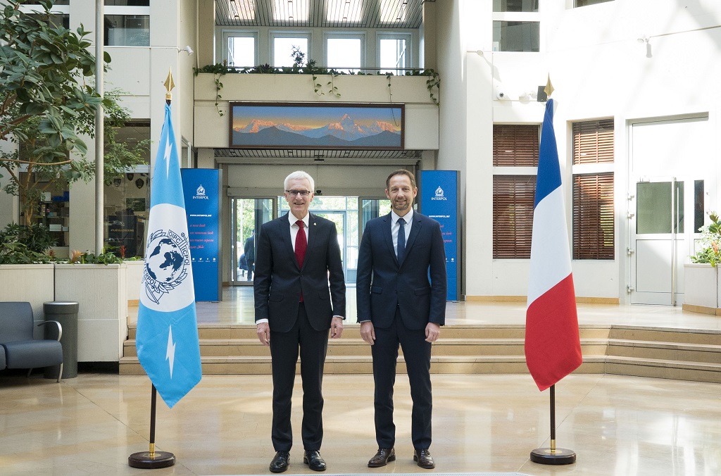 INTERPOL Secretary General Jürgen Stock welcomed Jérôme Bonet, Central Director of the French Judicial Police (DCPJ) and Head of NCB Paris, to the General Secretariat headquarters.